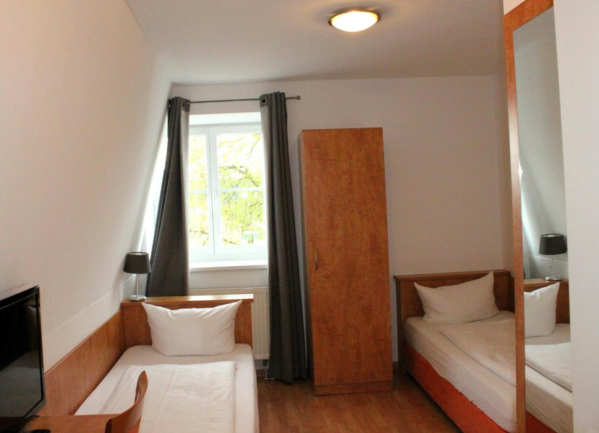 Hotel Waitzingers Ландсберг ам Лех Екстериор снимка